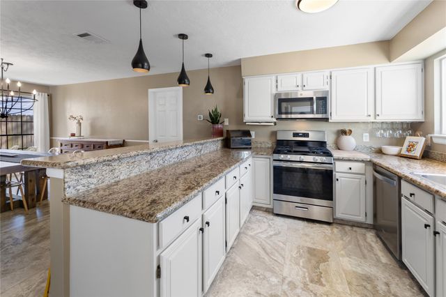 2645 Sawyer Drive, Seabrook, TX 77586