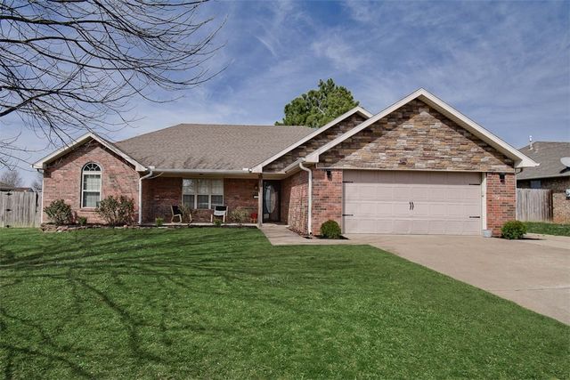 326 Ridgemont Avenue, Lowell, AR 72745