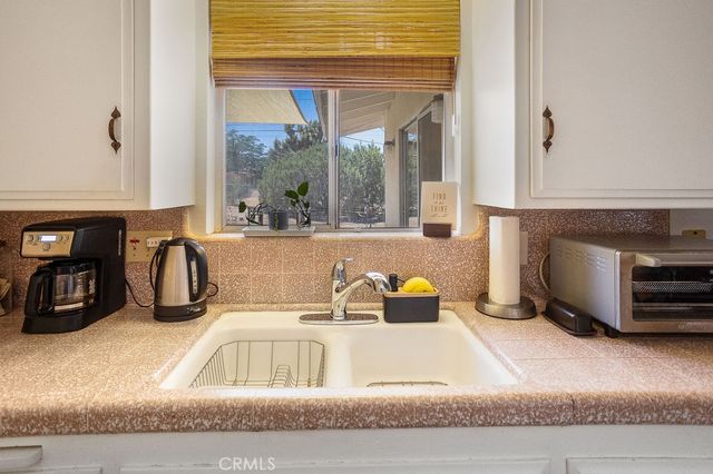 7744 Inca Trail, Yucca Valley, CA 92284