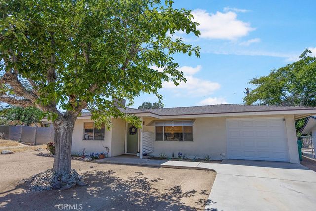 7744 Inca Trail, Yucca Valley, CA 92284