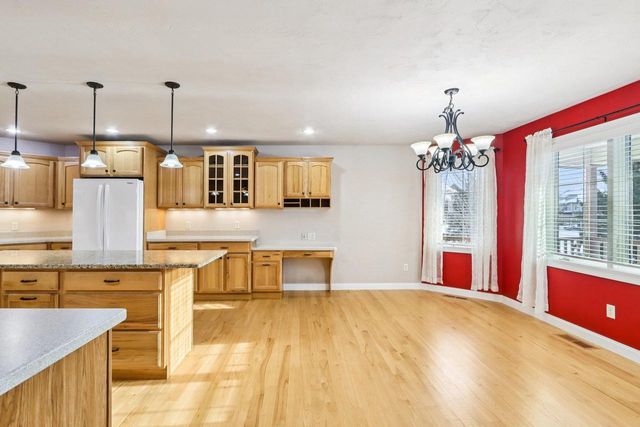 1705 Dunwoody Lane, Waunakee, WI 53597