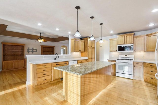 1705 Dunwoody Lane, Waunakee, WI 53597