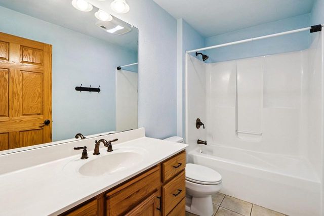 1705 Dunwoody Lane, Waunakee, WI 53597