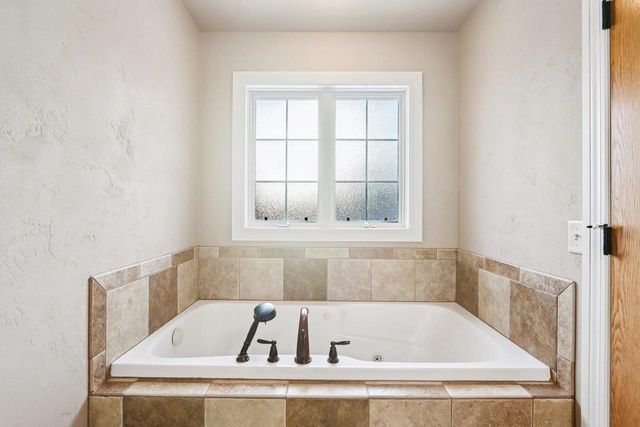 1705 Dunwoody Lane, Waunakee, WI 53597