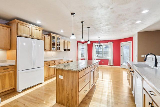 1705 Dunwoody Lane, Waunakee, WI 53597