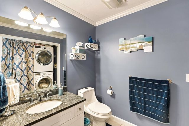 1284 County Street 1, Attleboro, MA 02703