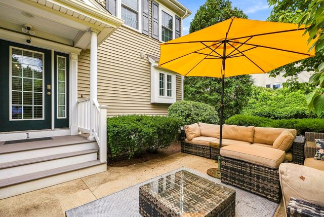 1284 County Street 1, Attleboro, MA 02703
