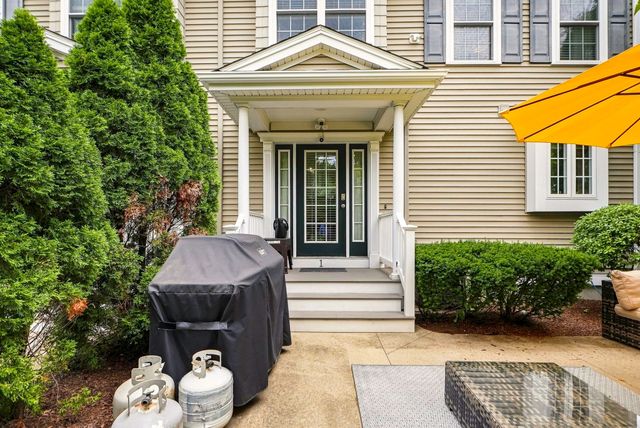 1284 County Street 1, Attleboro, MA 02703