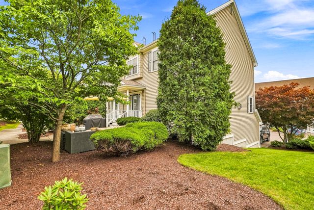 1284 County Street 1, Attleboro, MA 02703