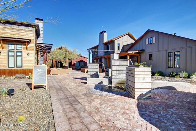 3361 PHANTOM Street, Wickenburg, AZ 85390