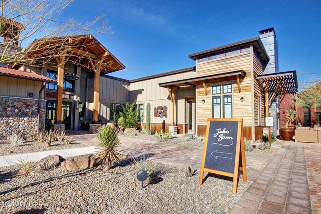 3361 PHANTOM Street, Wickenburg, AZ 85390
