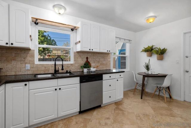 1749 Elroy Dr, Lemon Grove, CA 91945