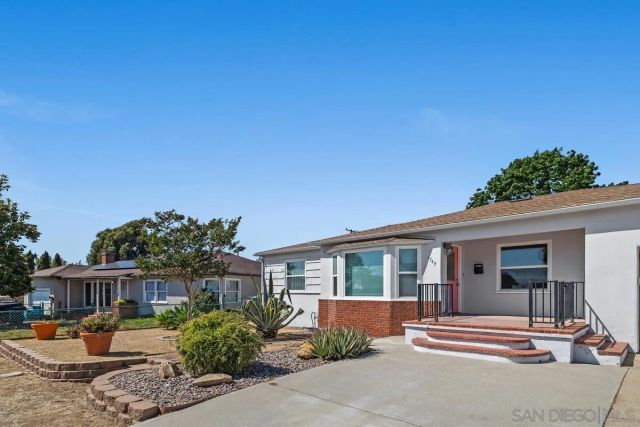 1749 Elroy Dr, Lemon Grove, CA 91945