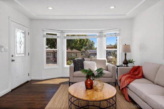 1749 Elroy Dr, Lemon Grove, CA 91945
