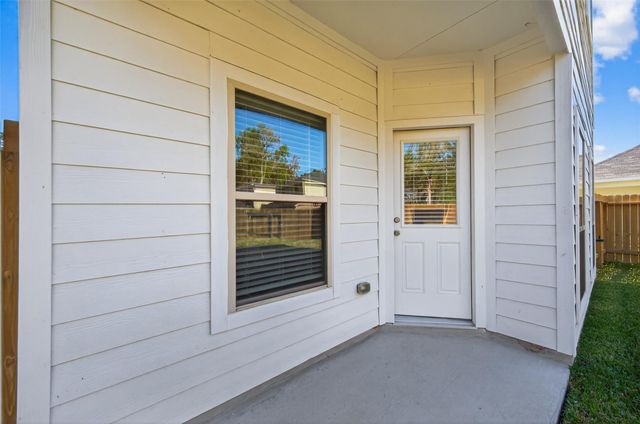 343 Emerald Thicket Lane, Huffman, TX 77336