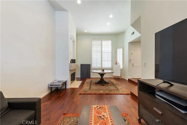 813 N Martel Avenue 2, Los Angeles, CA 90046