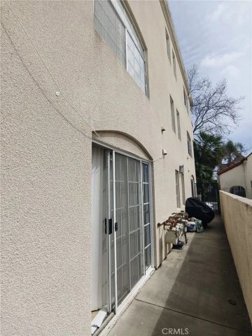 813 N Martel Avenue 2, Los Angeles, CA 90046