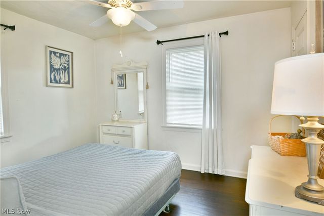 374 Meadowbrook Avenue SE, Warren, OH 44483