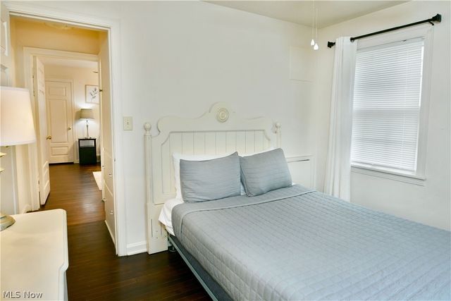 374 Meadowbrook Avenue SE, Warren, OH 44483