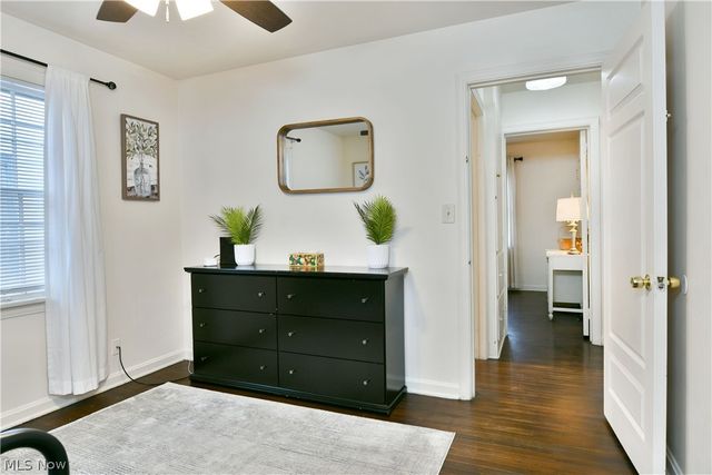 374 Meadowbrook Avenue SE, Warren, OH 44483