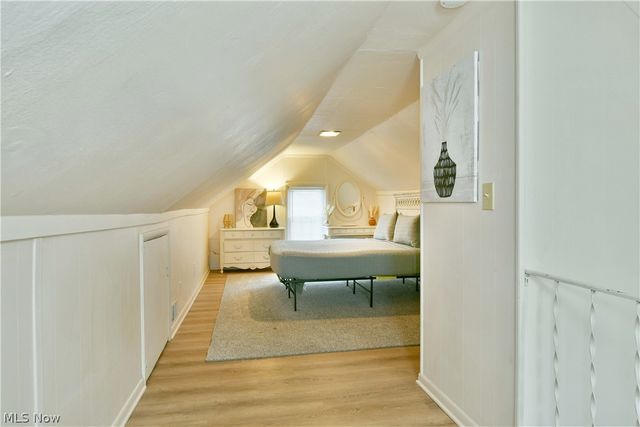 374 Meadowbrook Avenue SE, Warren, OH 44483