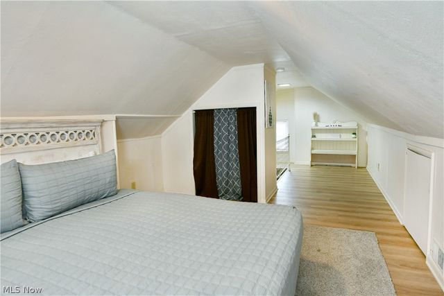 374 Meadowbrook Avenue SE, Warren, OH 44483