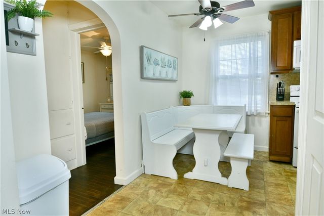 374 Meadowbrook Avenue SE, Warren, OH 44483