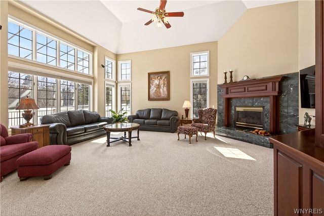 7 Beauclaire Lane, Perinton, NY 14450