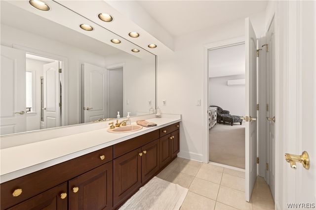 7 Beauclaire Lane, Perinton, NY 14450