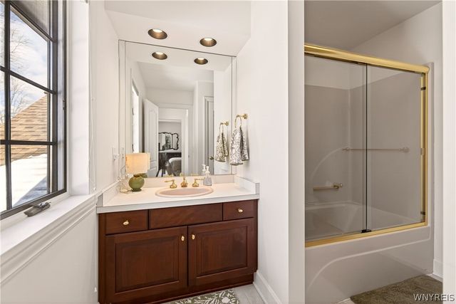 7 Beauclaire Lane, Perinton, NY 14450