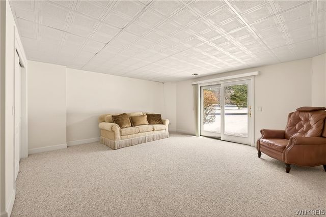 7 Beauclaire Lane, Perinton, NY 14450