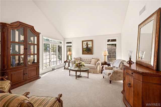 7 Beauclaire Lane, Perinton, NY 14450