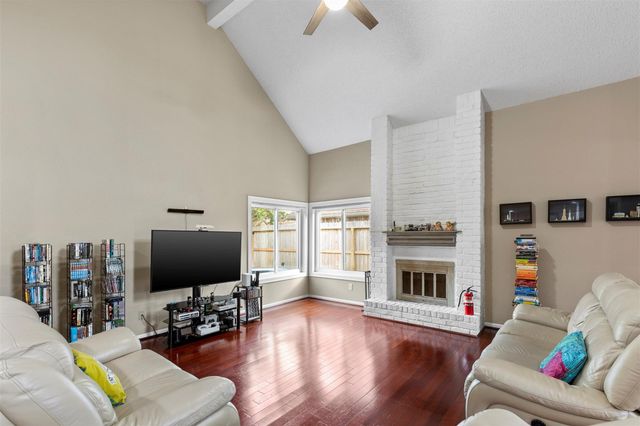 1553 Beaconshire Road, Houston, TX 77077