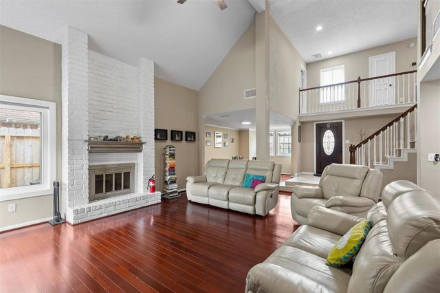 1553 Beaconshire Road, Houston, TX 77077