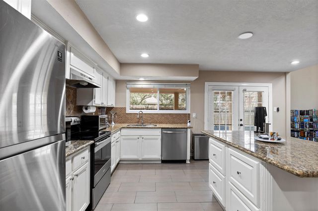 1553 Beaconshire Road, Houston, TX 77077