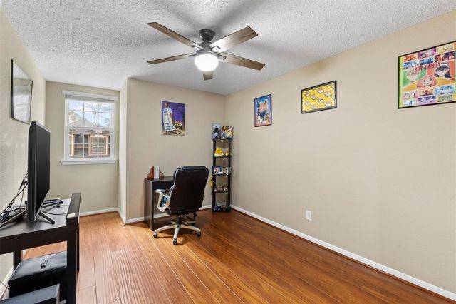 1553 Beaconshire Road, Houston, TX 77077