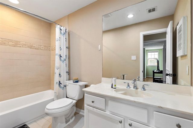 1553 Beaconshire Road, Houston, TX 77077