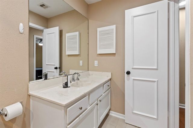 1553 Beaconshire Road, Houston, TX 77077