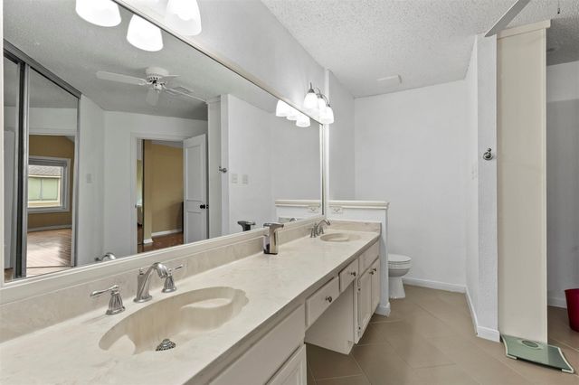 1553 Beaconshire Road, Houston, TX 77077