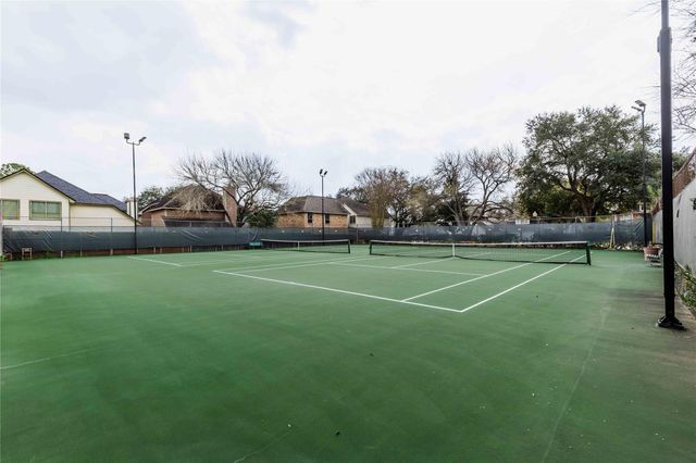 1553 Beaconshire Road, Houston, TX 77077