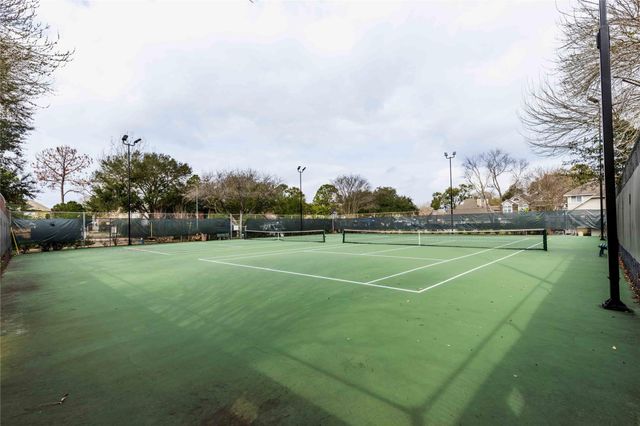 1553 Beaconshire Road, Houston, TX 77077