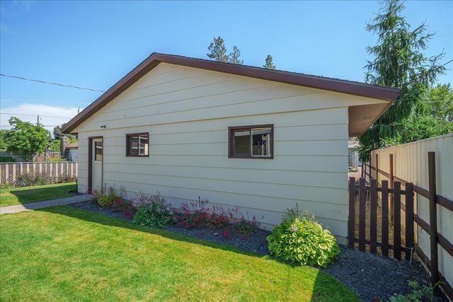 1217 W Central Ave, Spokane, WA 99205