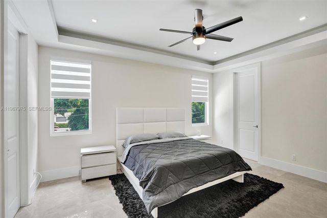 4593 Meadow Green Trl, Lake Worth, FL 33463