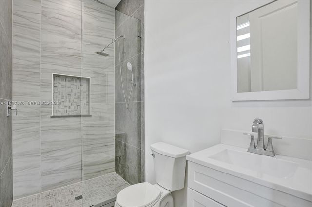 4593 Meadow Green Trl, Lake Worth, FL 33463