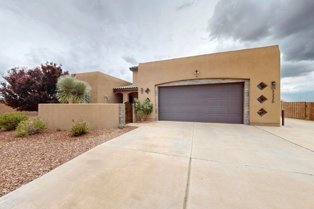 3220 Vatapa Road NE, Rio Rancho, NM 87144