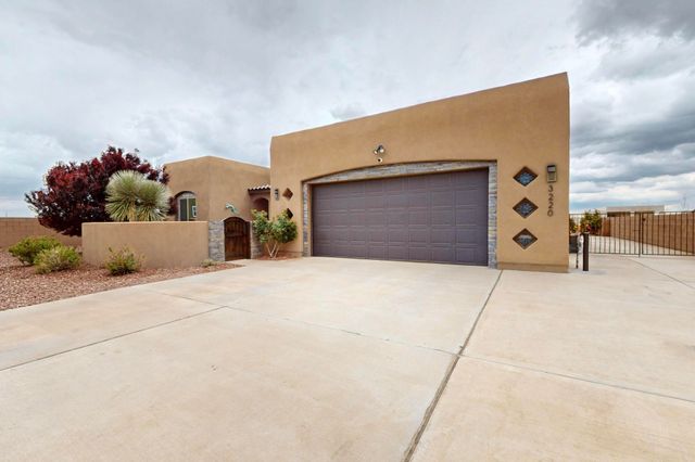 3220 Vatapa Road NE, Rio Rancho, NM 87144