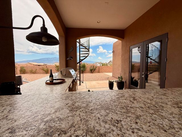 3220 Vatapa Road NE, Rio Rancho, NM 87144