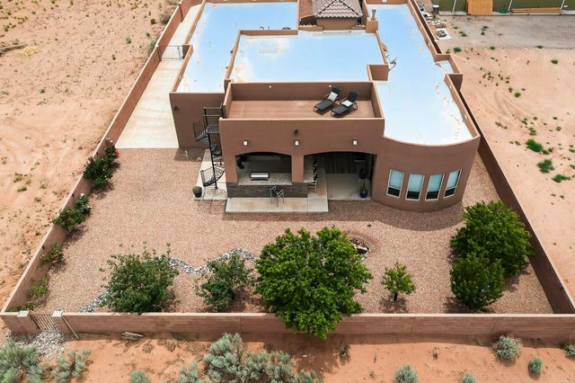 3220 Vatapa Road NE, Rio Rancho, NM 87144