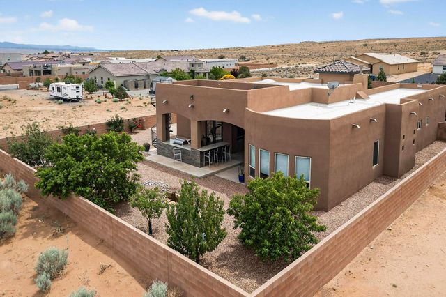 3220 Vatapa Road NE, Rio Rancho, NM 87144