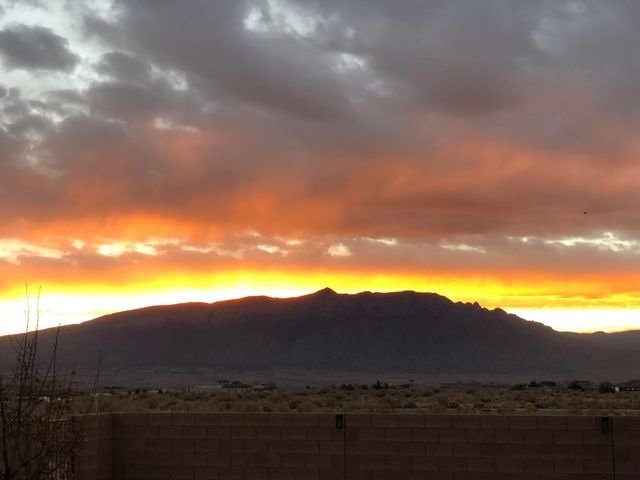 3220 Vatapa Road NE, Rio Rancho, NM 87144